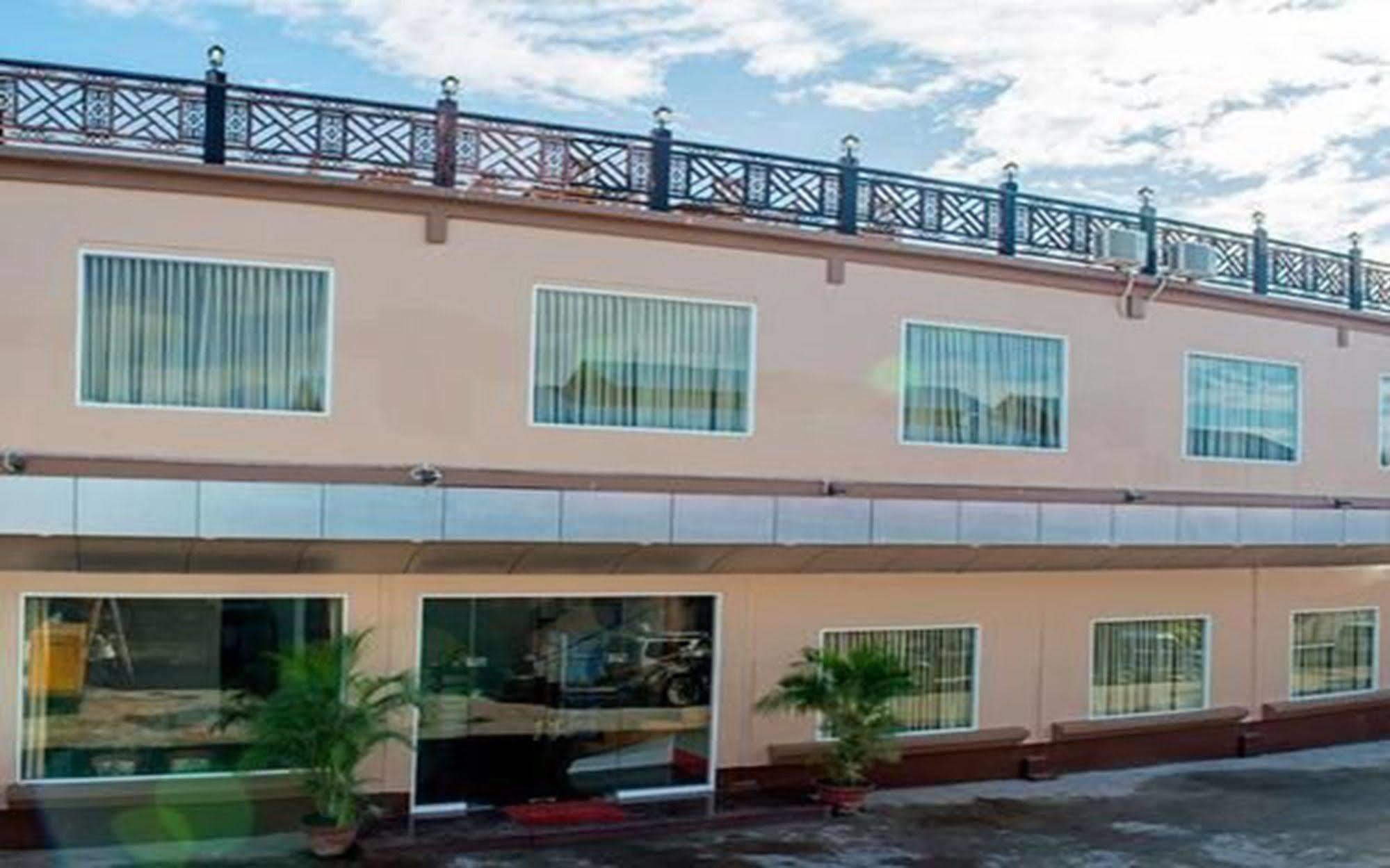 Aung Tha Pyay Hotel 3 Yangon Dış mekan fotoğraf