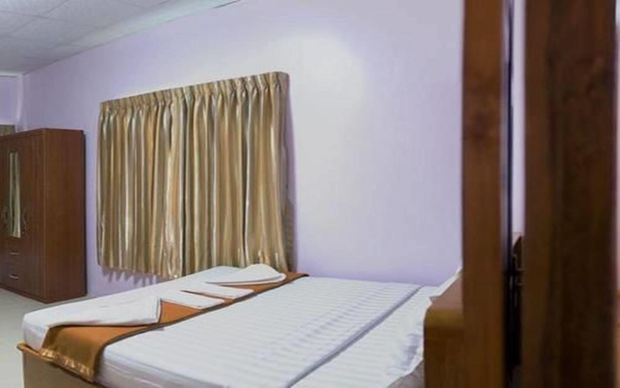 Aung Tha Pyay Hotel 3 Yangon Dış mekan fotoğraf