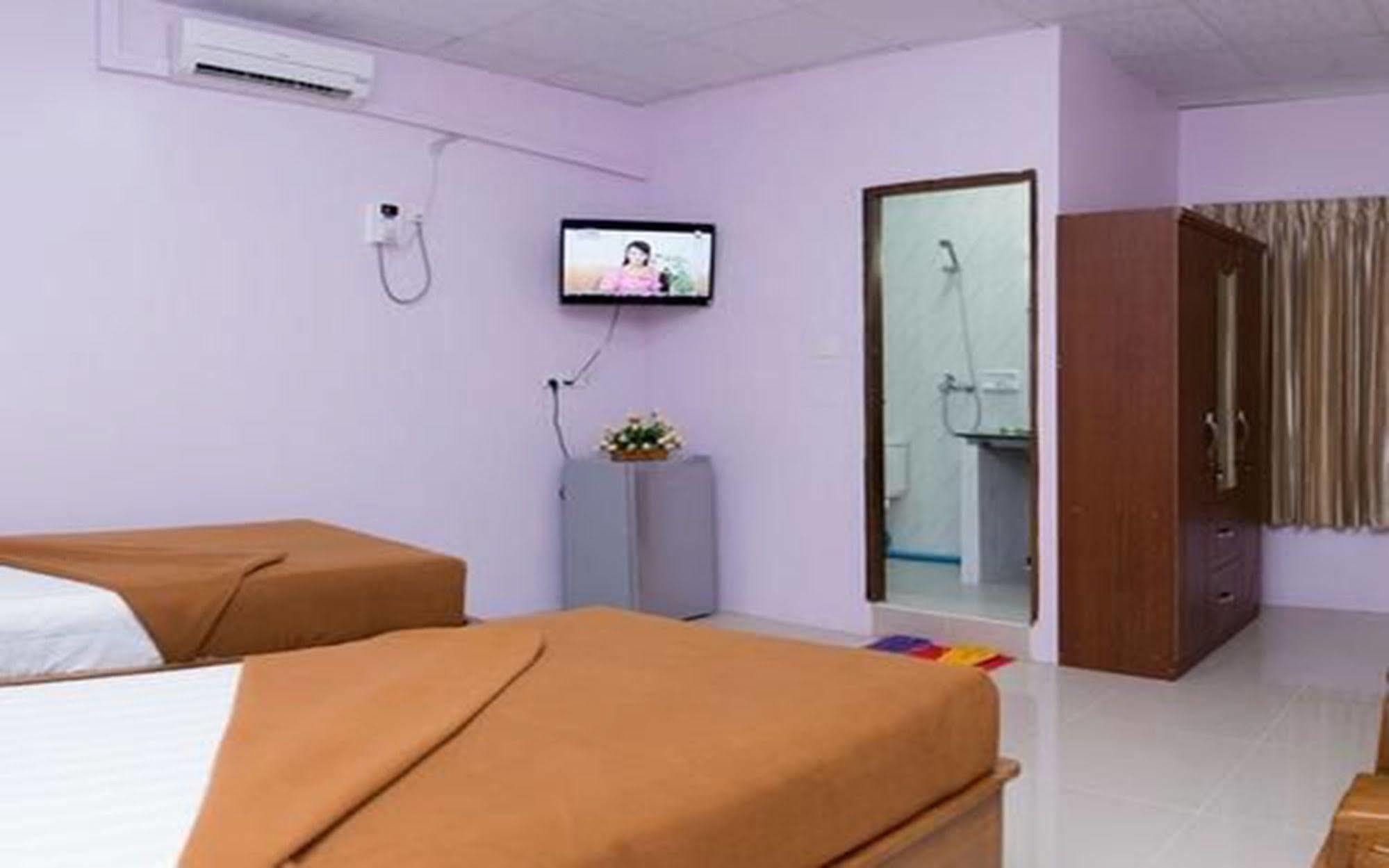 Aung Tha Pyay Hotel 3 Yangon Dış mekan fotoğraf