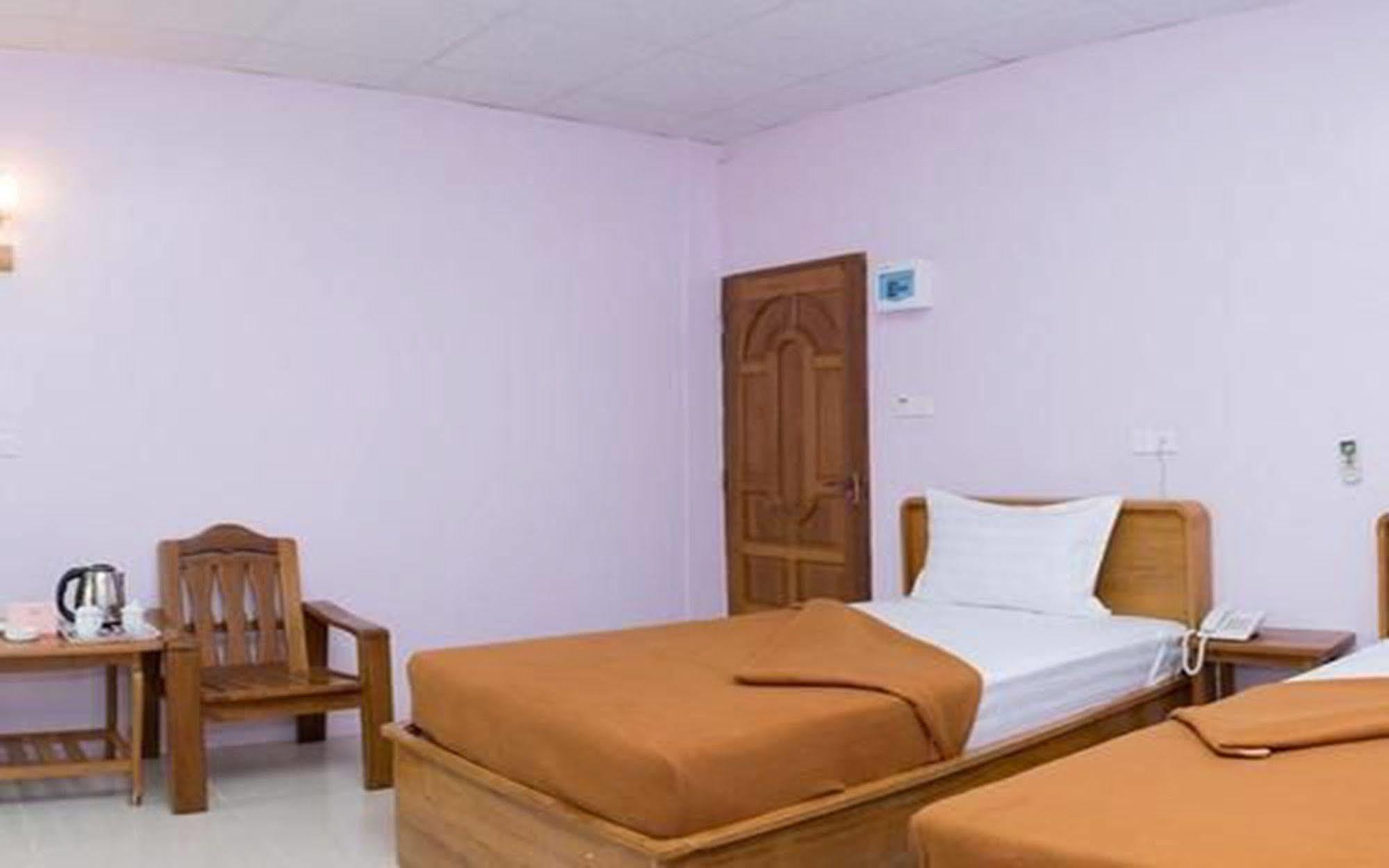 Aung Tha Pyay Hotel 3 Yangon Dış mekan fotoğraf