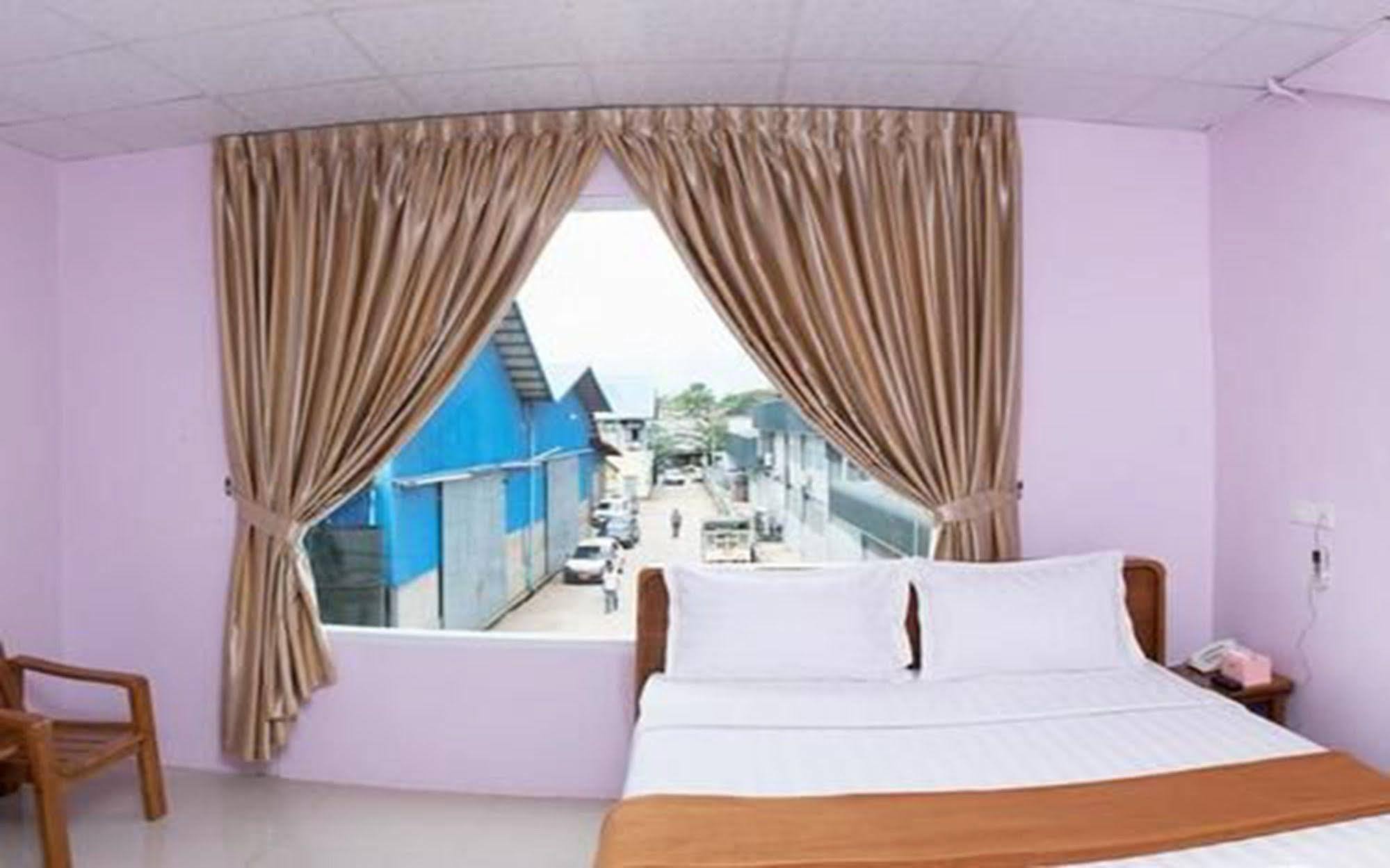 Aung Tha Pyay Hotel 3 Yangon Dış mekan fotoğraf